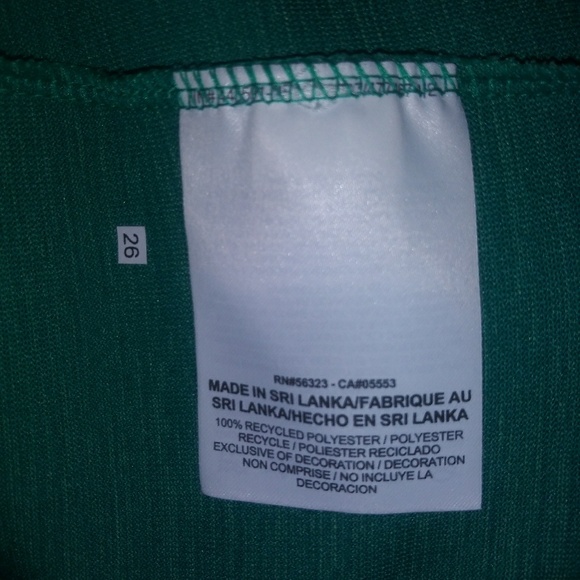 Nike Breath Polyester T-shirt. New size: L - Picture 4 of 5